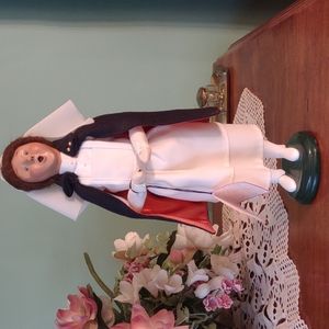 Byers' Choice Ltd. "American Red Cross" 1999